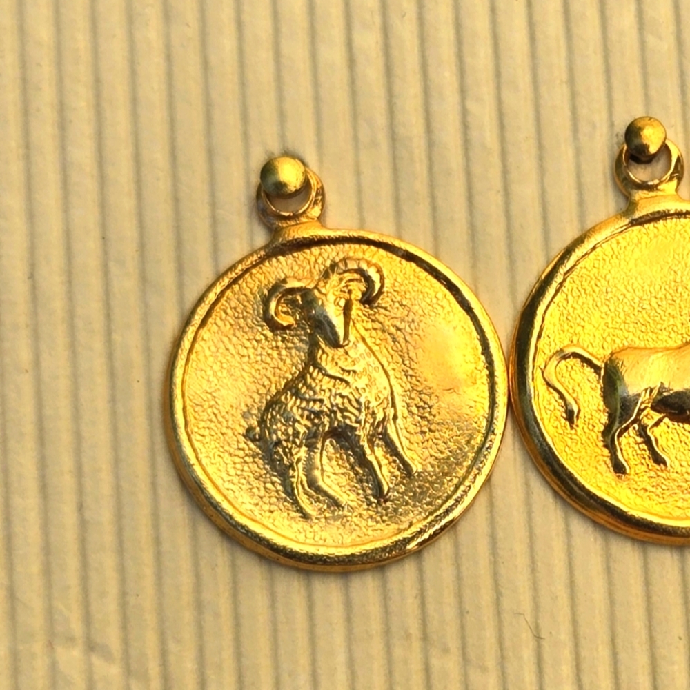 Gold Zodiac Pendant Necklace You Choose 1 - Picture 2 of 12